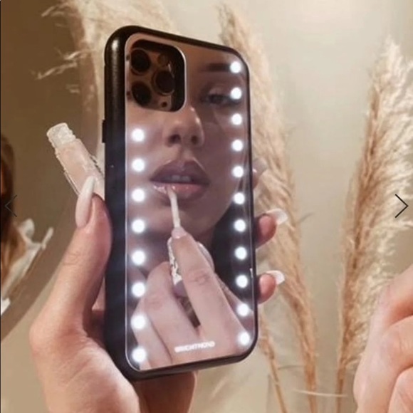 Mirrorcase iPhone 11 Pro case - Picture 3 of 9